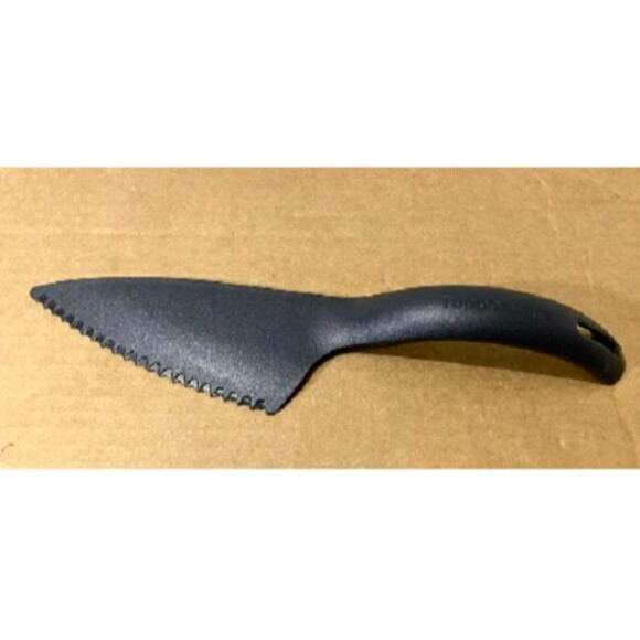 NEW Tupperware Cut N Serve Cake Pie Knife Server - Picture 1 of 2